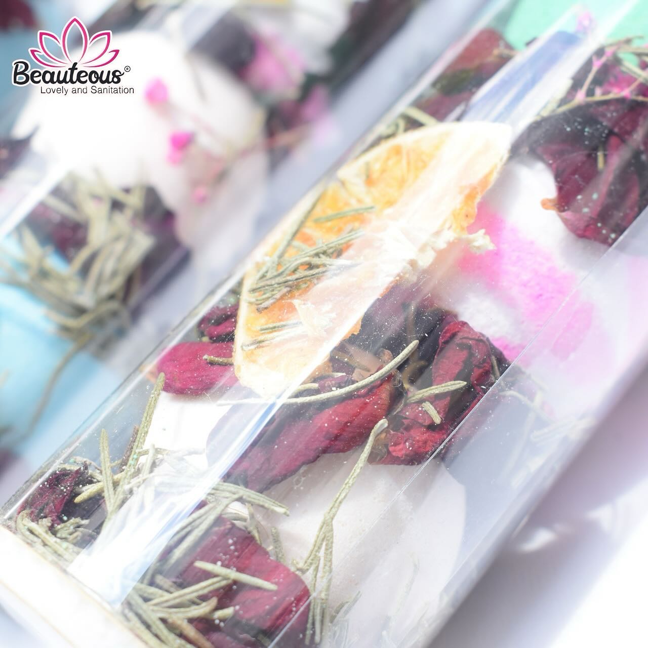 SET DE 4 BOMBAS CON NATURALEZA
